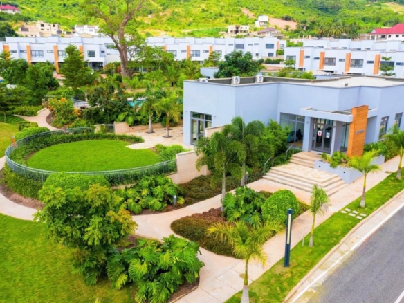 Oyarifa Townhouses for sale
