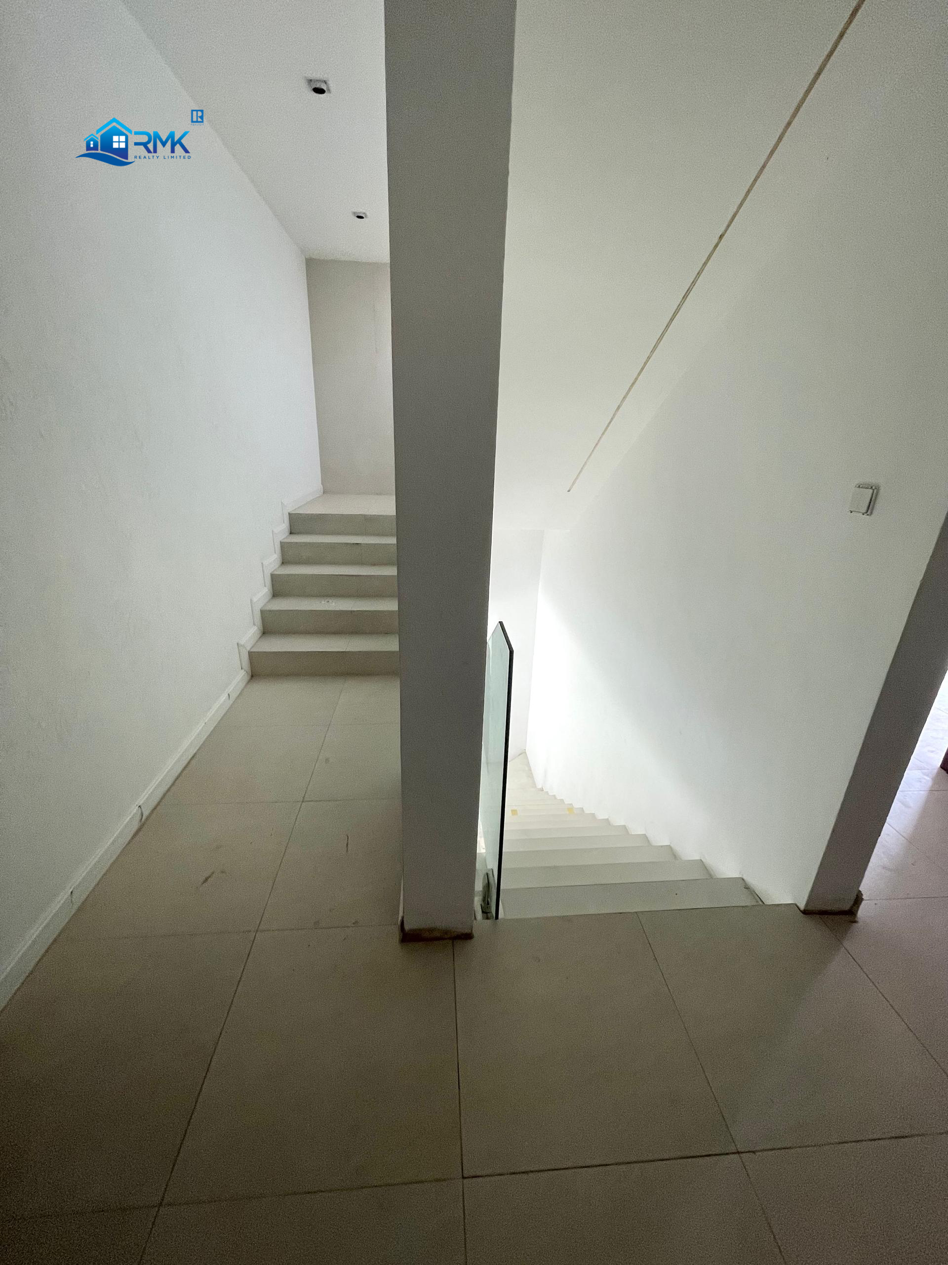 IMG-20250731-WA0010 Elegant 4-Bedroom Townhouse in Cantonments for Sale