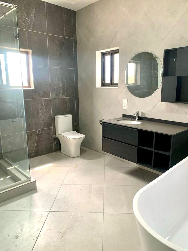 WhatsApp Image 2026-01-21 at 12.17.24 Luxurious 3-Storey 5-Bedroom House for Sale at Achimota, Accra