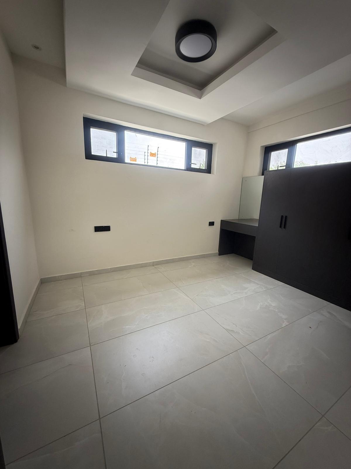 WhatsApp Image 2026-02-26 at 12.53.00 Spacious 4-Bedroom House with Swimming Pool for Rent in Industrial Area, Accra