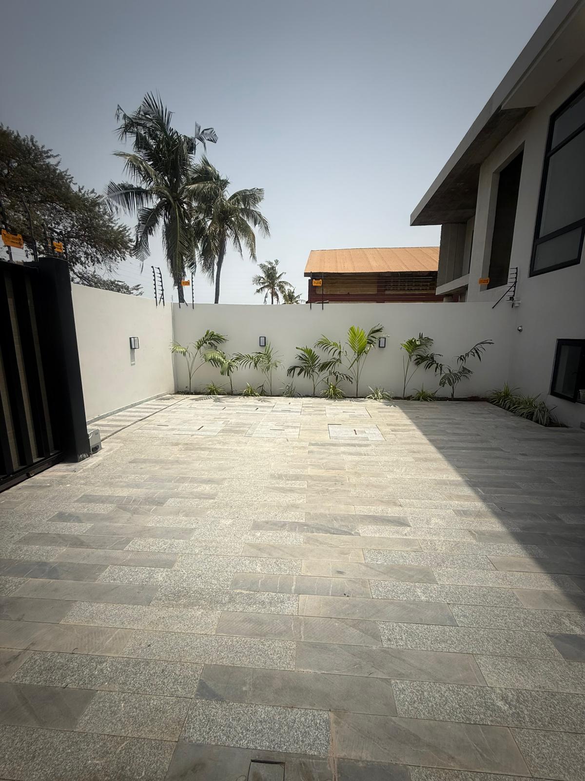 WhatsApp Image 2026-02-26 at 12.53.04 (1) Spacious 4-Bedroom House with Swimming Pool for Rent in Industrial Area, Accra