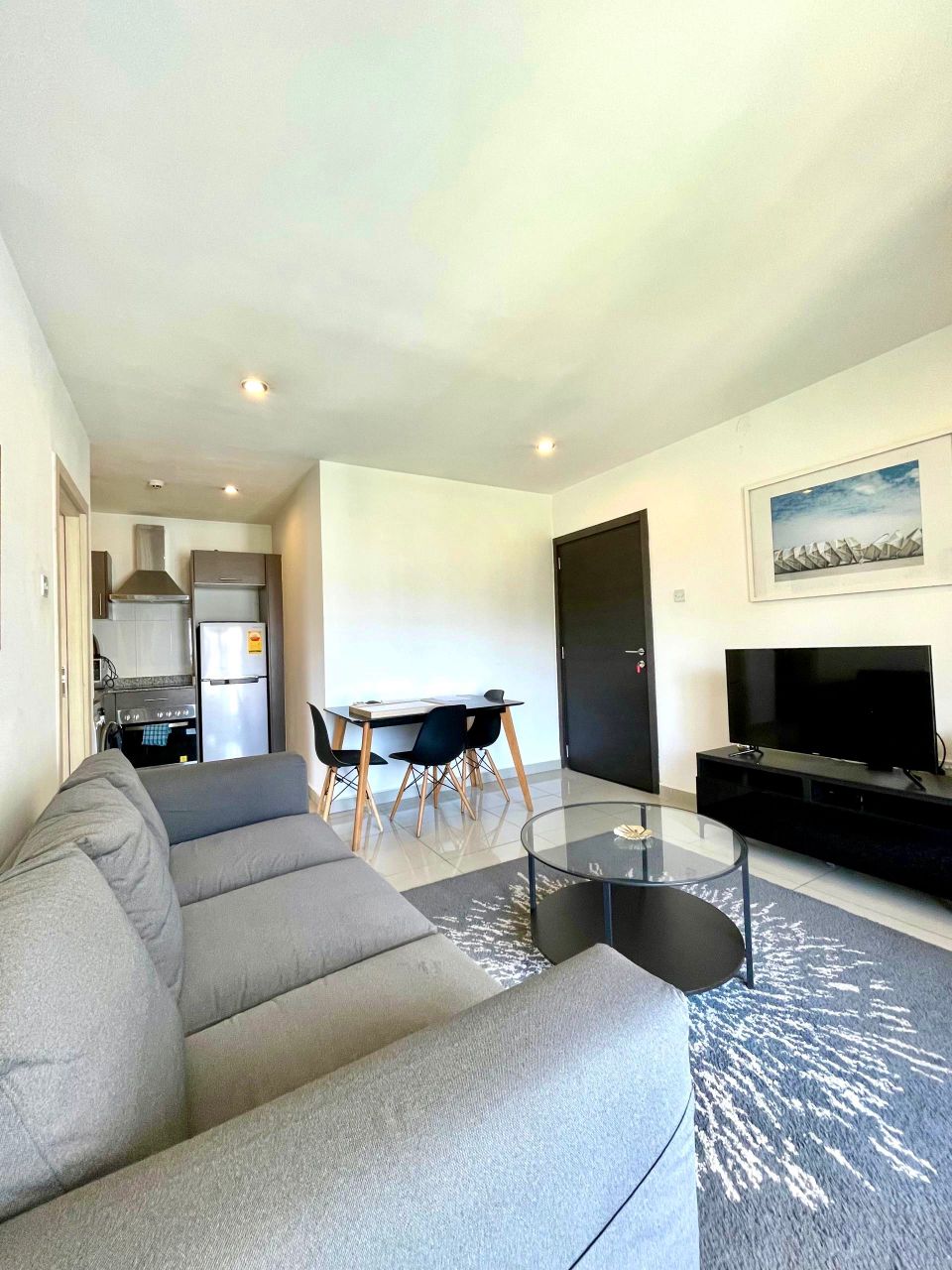 WhatsApp Image 2026-04-27 at 14.02.54 1-Bedroom Investment Unit for Sale – The Gallery Apartments