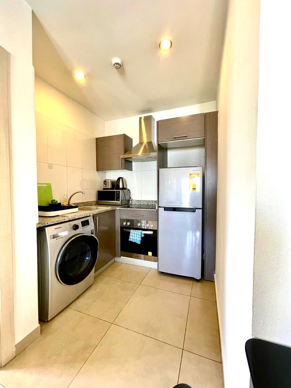 WhatsApp Image 2026-04-27 at 14.02.56 (4) 1-Bedroom Investment Unit for Sale – The Gallery Apartments