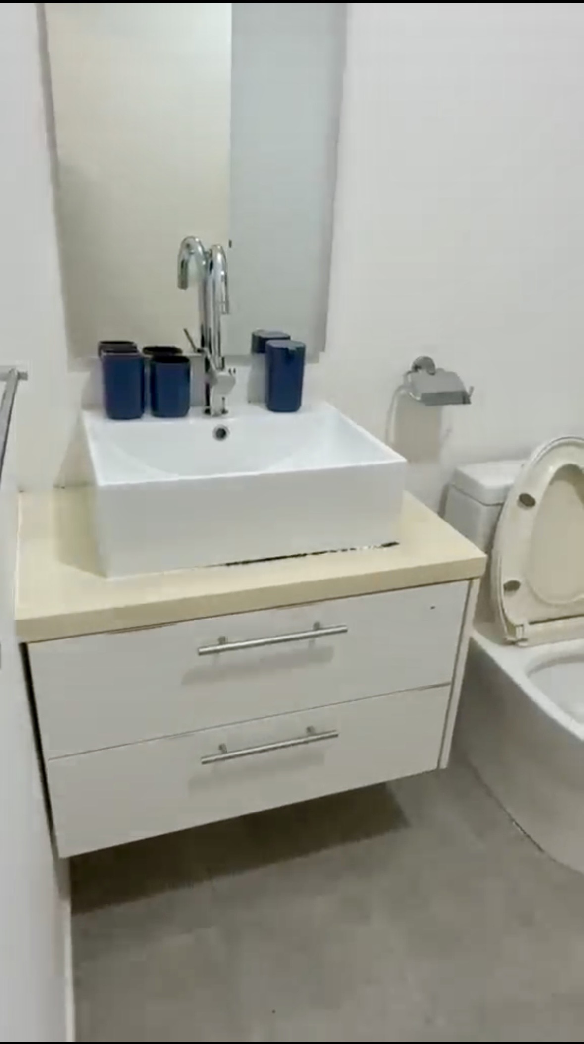 Screenshot 2 Bedroom Fully Furnished Townhouse for Rent at Ayi Mensah Park