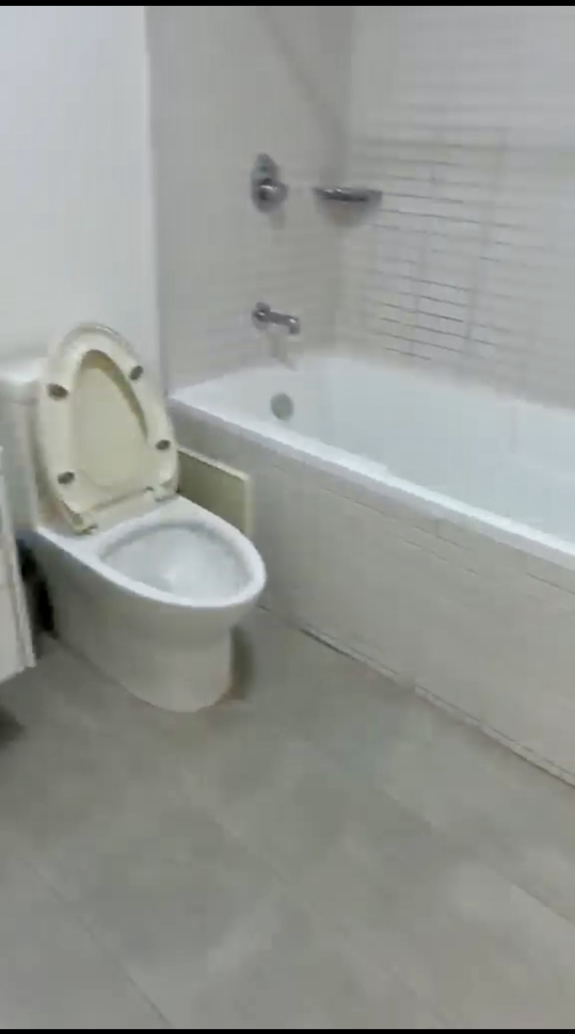 Screenshot 2 Bedroom Fully Furnished Townhouse for Rent at Ayi Mensah Park