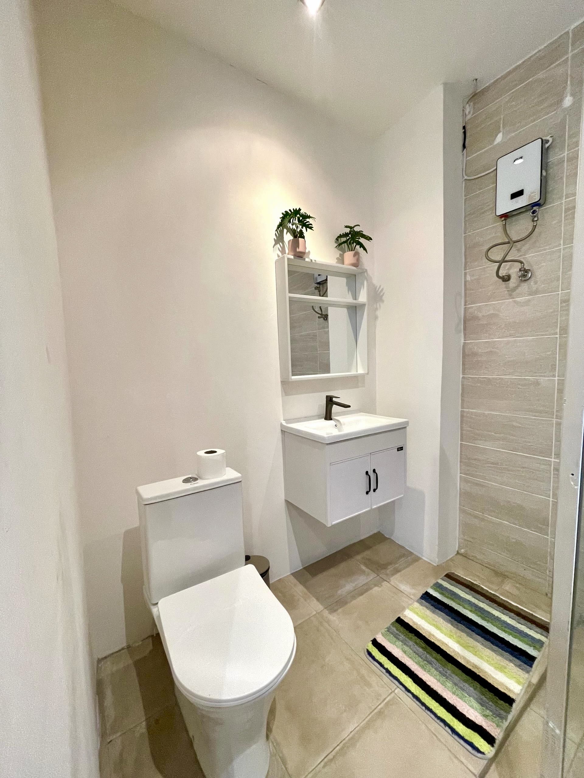 1a779ee1-dc49-4d67-84ac-148fa3f25685 Two-bedroom apartment is up for sale at Regimanuel Estates Area