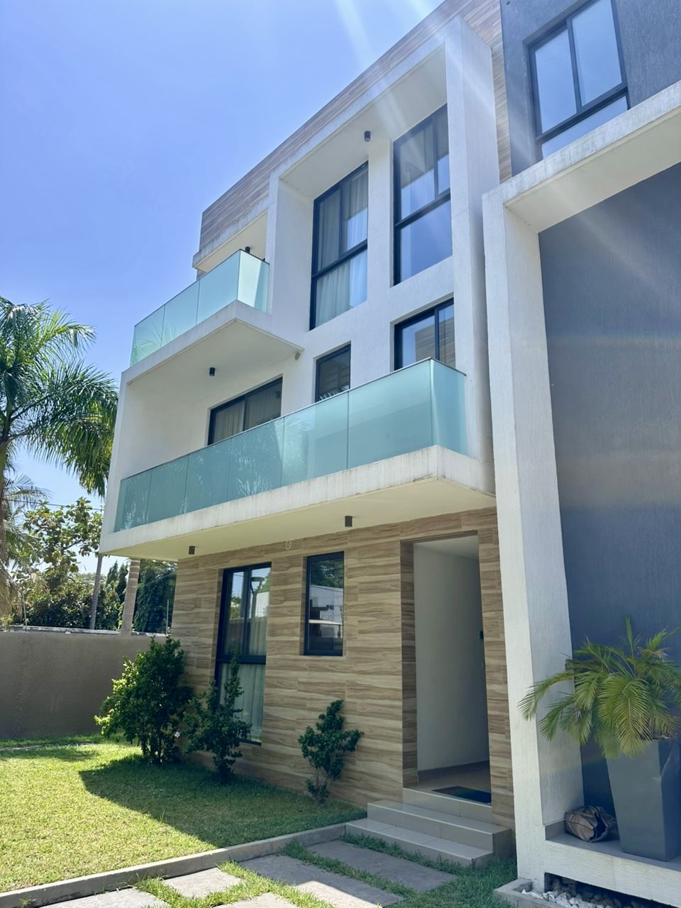 IMG_2260 Furnished Studio Apartment for Sale at Cantonments
