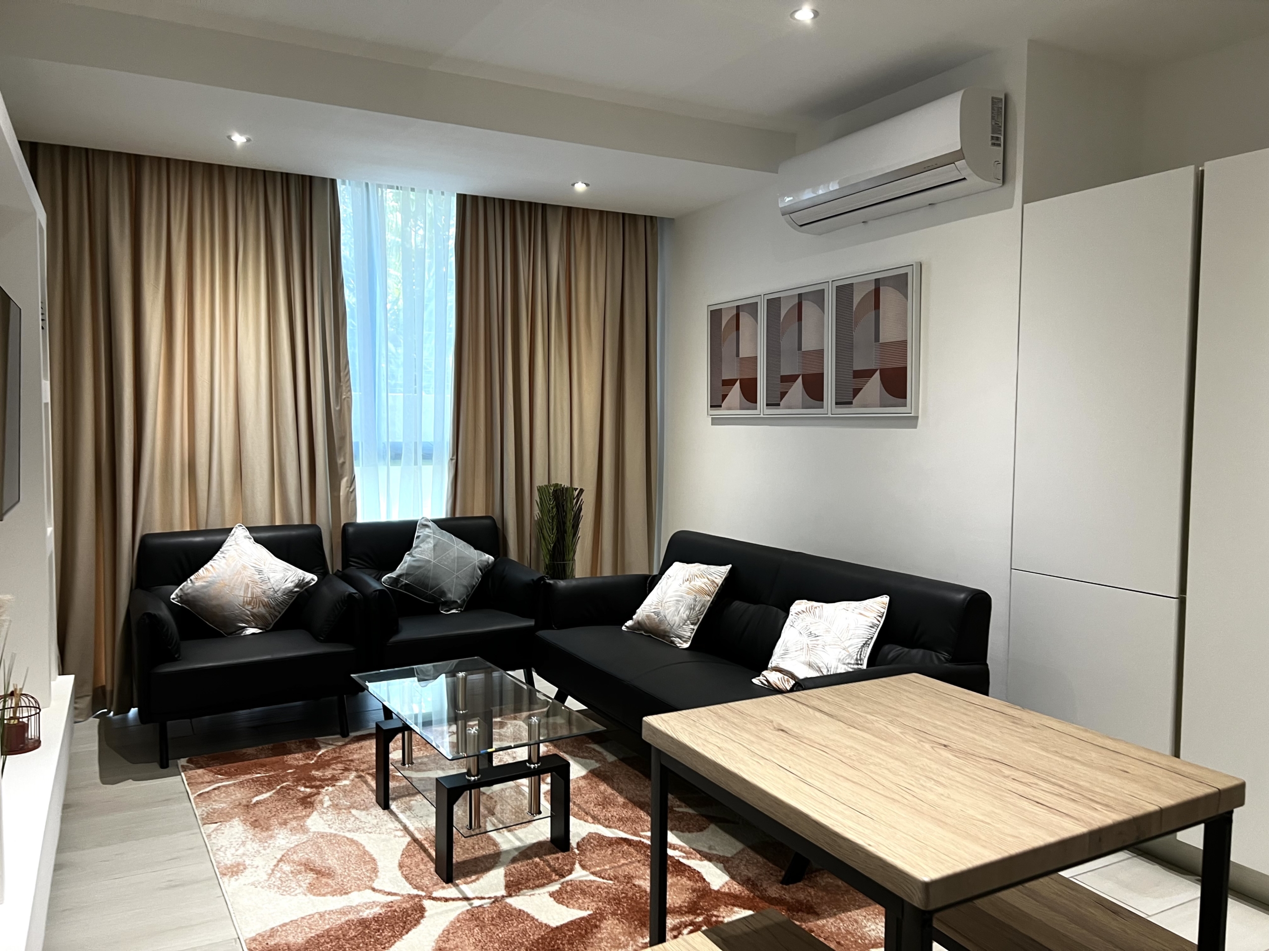 IMG_9194 1 bedroom furnished apartment for rent in Cantonments