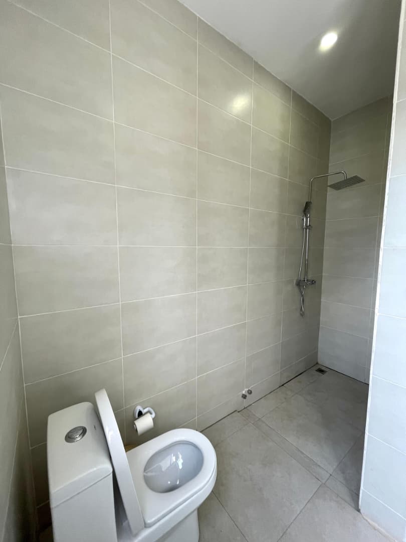PHOTO-2025-08-22-12-14-18 (2) 2 bedroom furnished duplexes for rent at Abelemkpe
