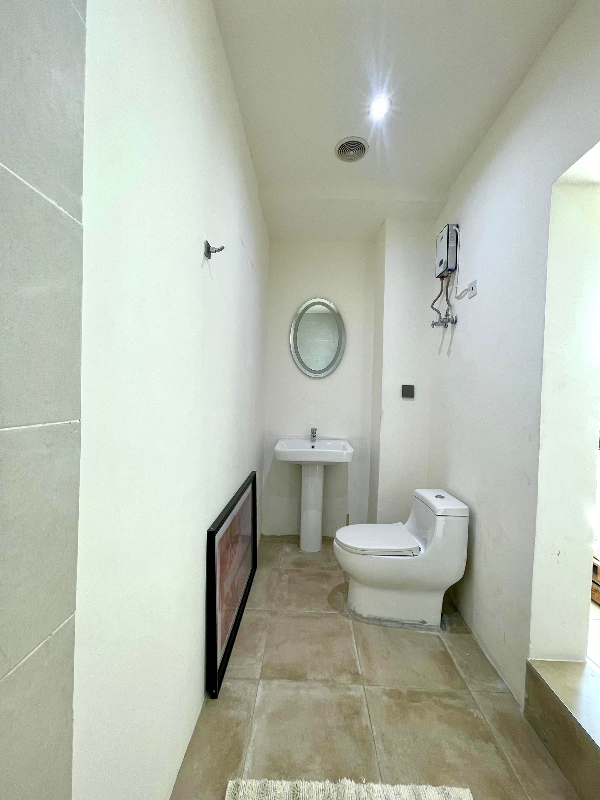 b2f367f4-7d70-43f3-9807-222b72c480e6 Two-bedroom apartment is up for sale at Regimanuel Estates Area