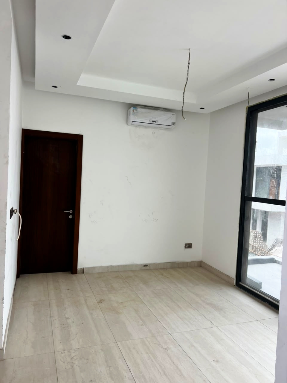WhatsApp Image 2026-10-01 at 16.06.41 (3) 4-bedroom Home for Sale in Dzorwulu, Accra