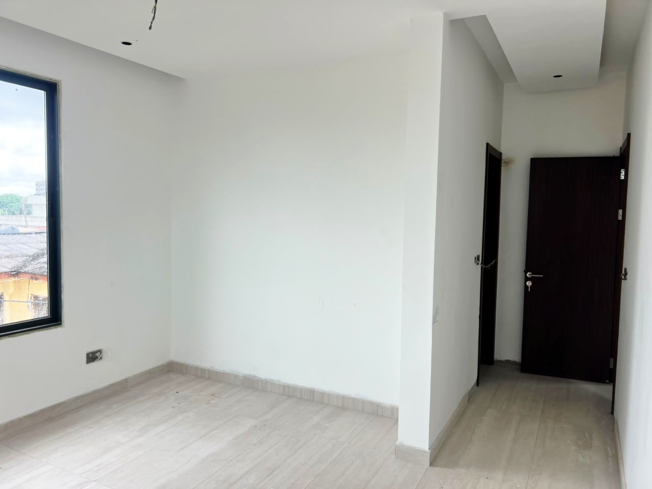 WhatsApp Image 2026-10-01 at 16.06.42 (2) 4-bedroom Home for Sale in Dzorwulu, Accra